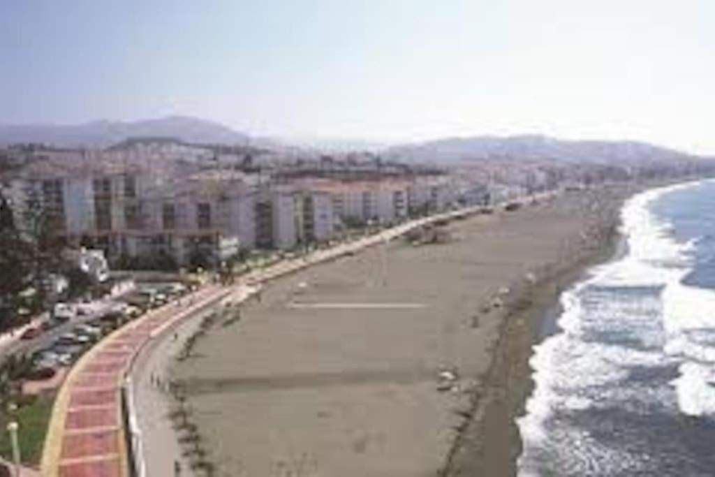 Precioso Apartamento A 50 Metros De La Playa Rincon de la Victoria Bagian luar foto